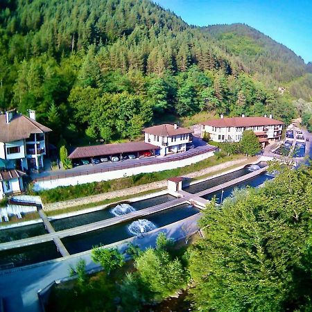 Fisherman'S Hut Family Hotel Beden Buitenkant foto