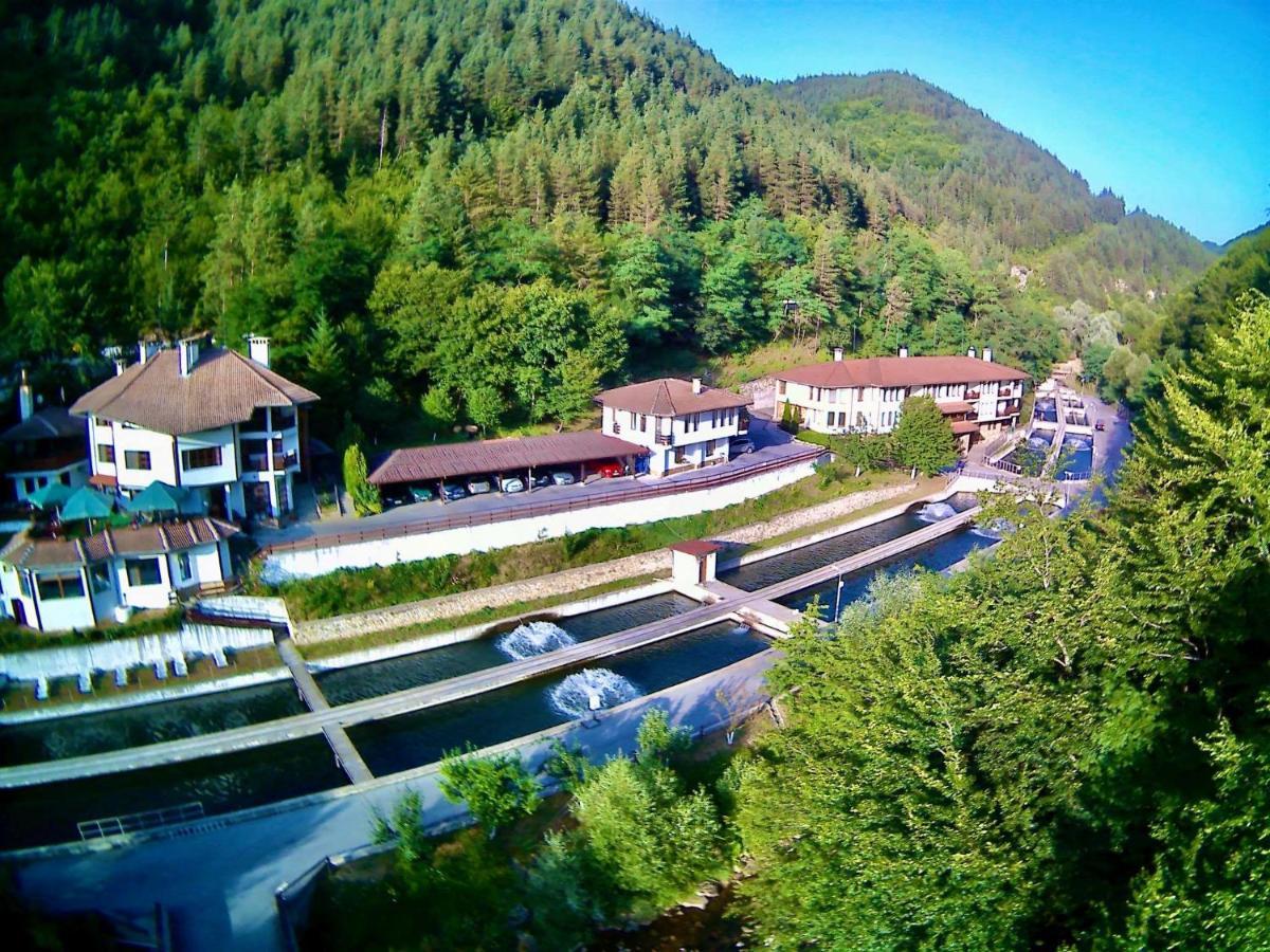 Fisherman'S Hut Family Hotel Beden Buitenkant foto