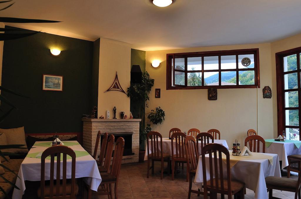 Fisherman'S Hut Family Hotel Beden Buitenkant foto